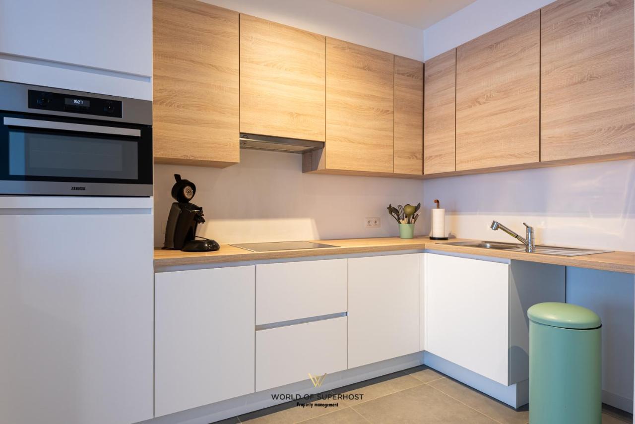 Spacious Apartment Closeby The Sea Up To 6 People! 奥斯滕德 外观 照片